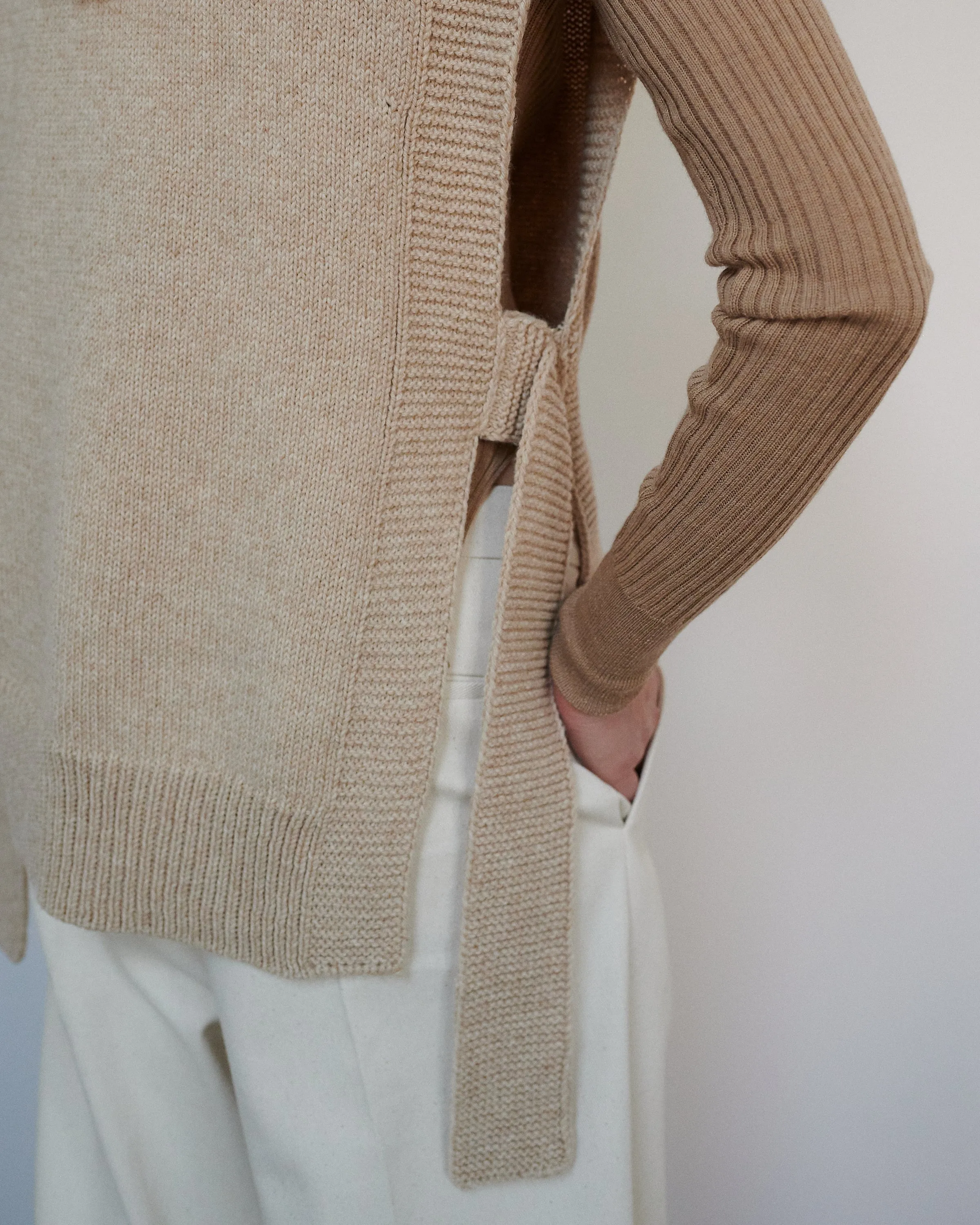 Kalvos: Sand Merino Wool Vest