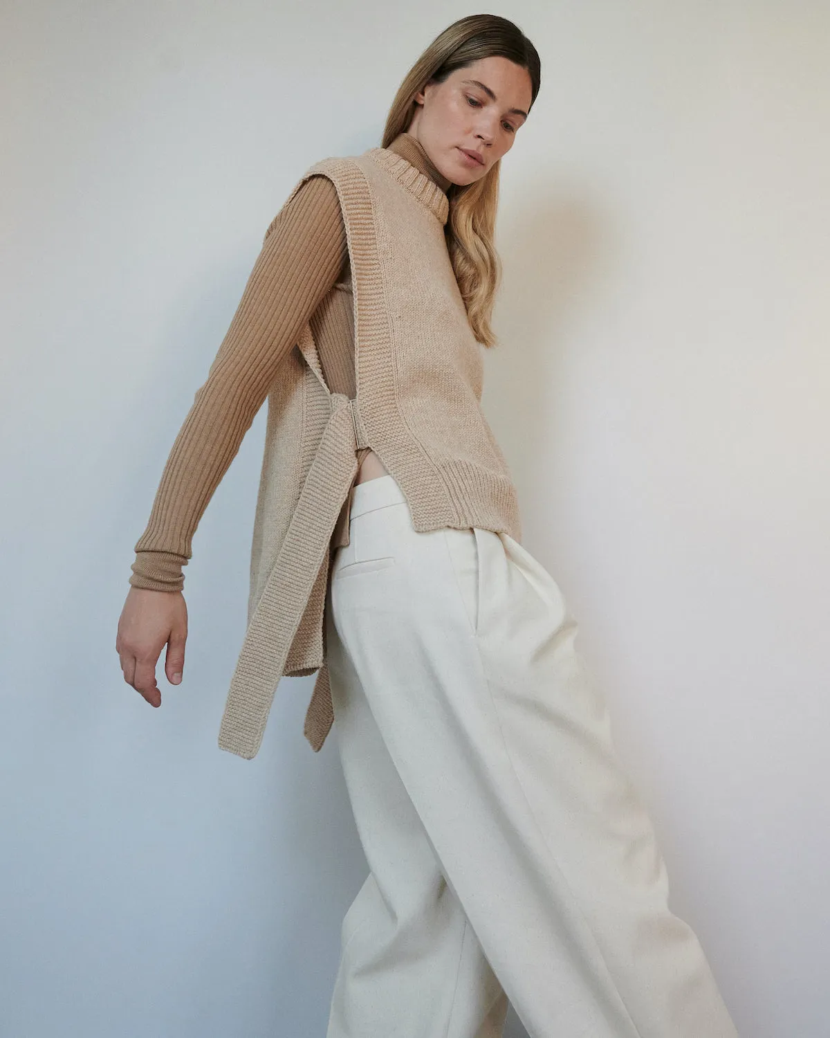 Kalvos: Sand Merino Wool Vest