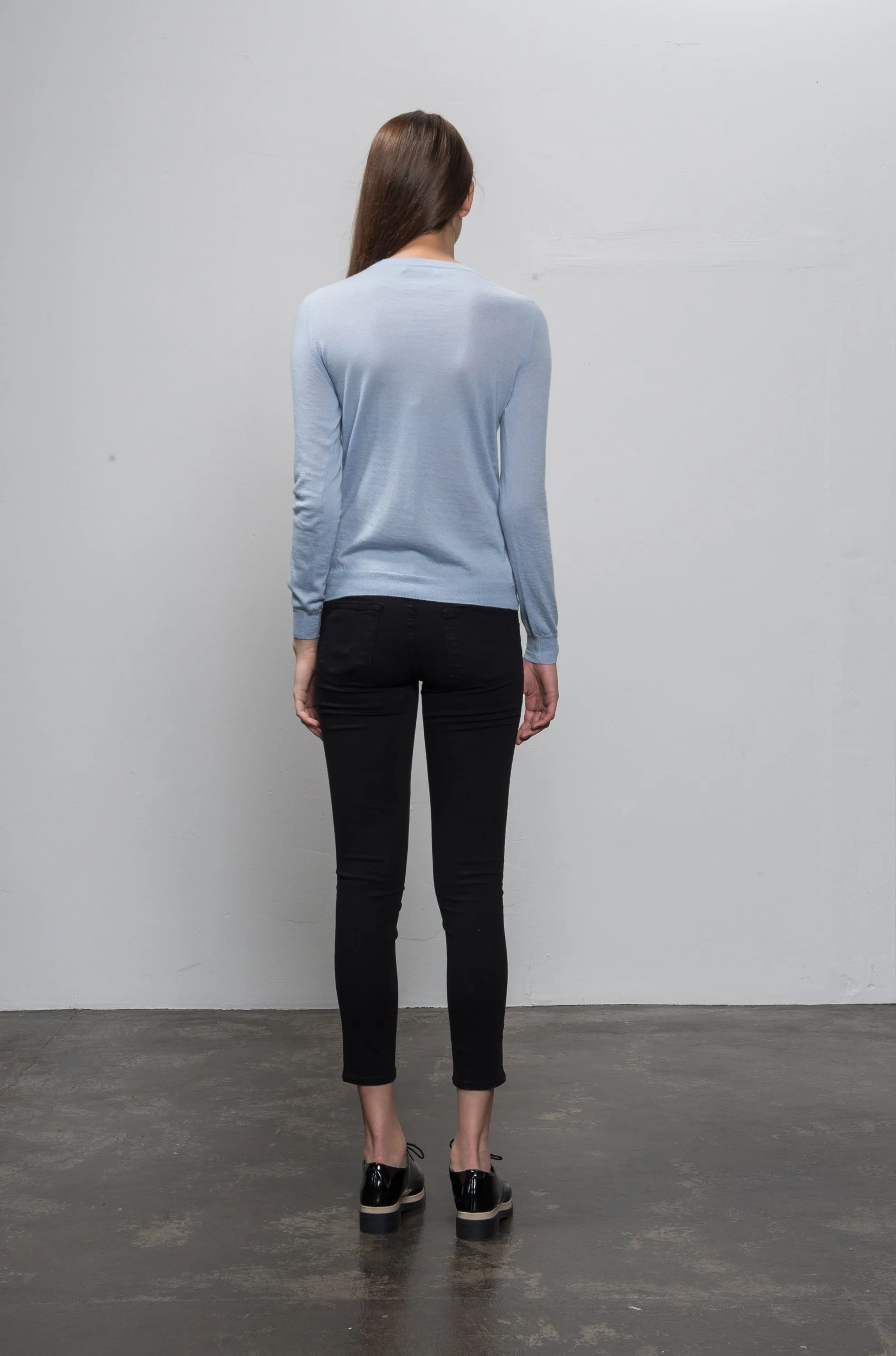 Lightweight Crew Neck_Whisper