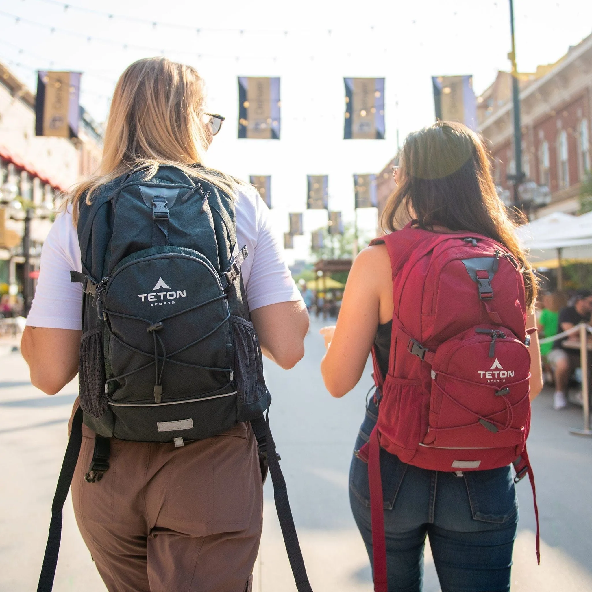 Teton Sports Oasis 22l Hydration Backpack with 3l Bladder in Onyx